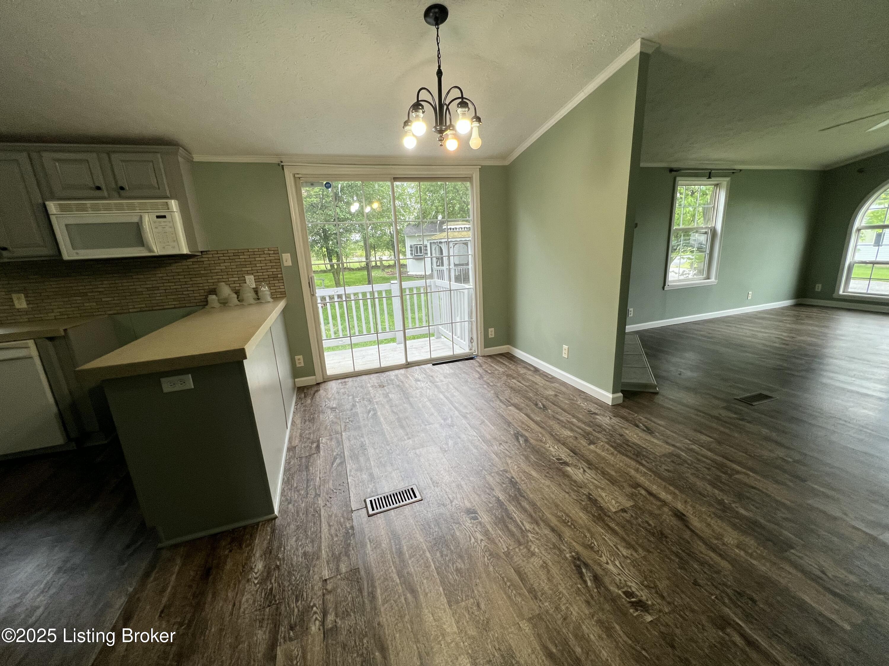 114 Brandon Way, Milton, Pennsylvania image 4
