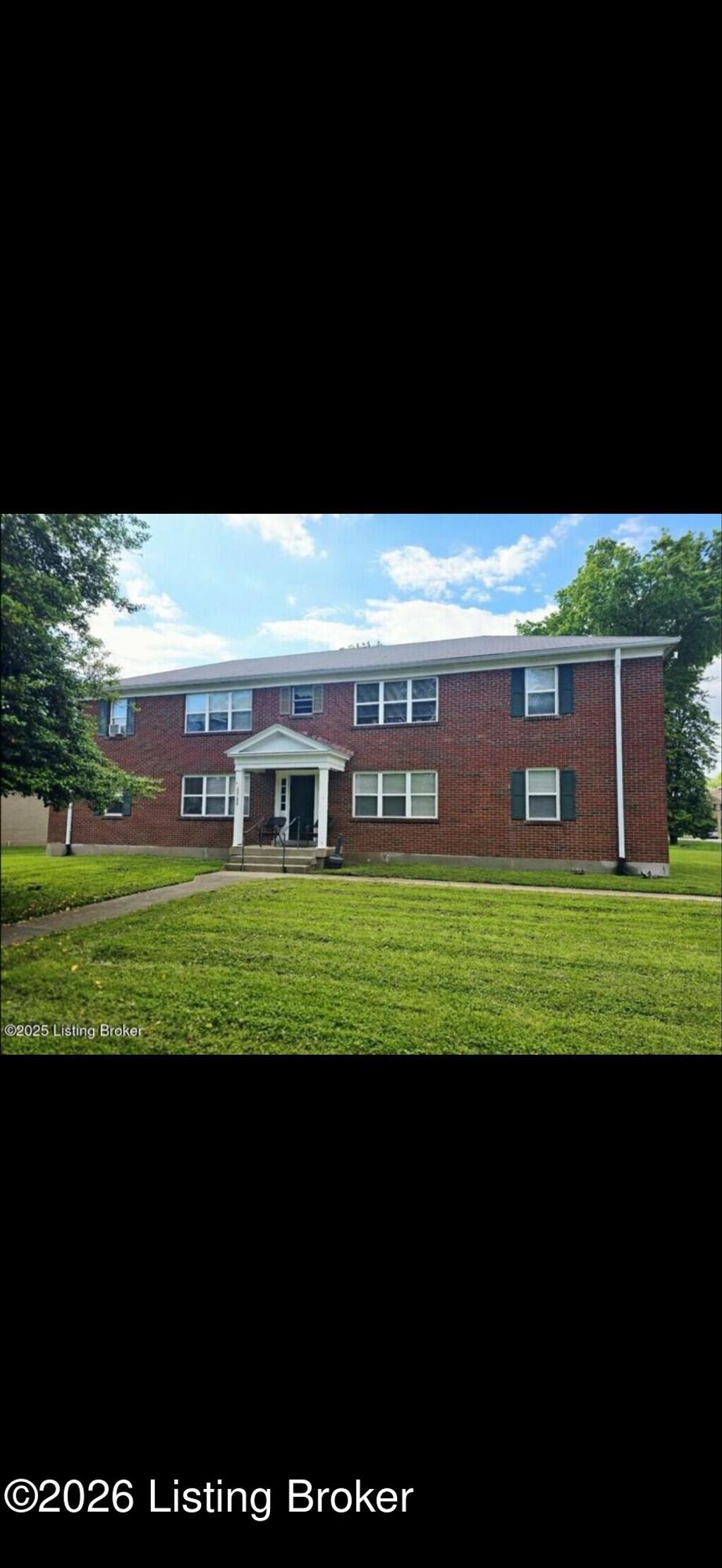 Photo of 4225 Norbourne Blvd #2, Louisville, KY 40207 (MLS # 1713522)