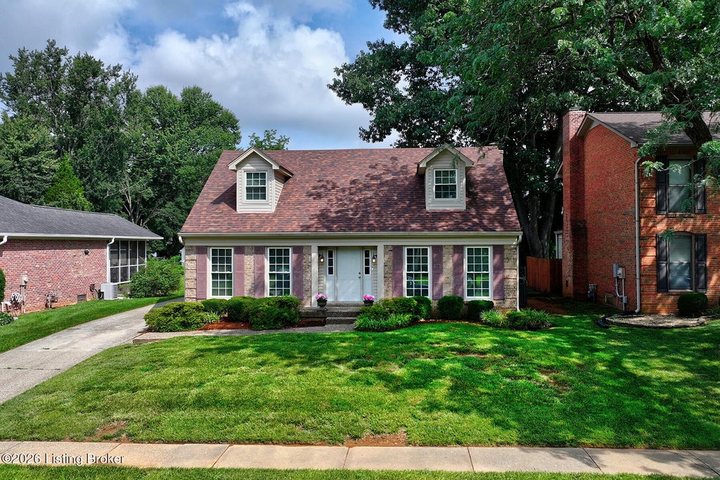 Photo of 4513 Dannywood Rd, Louisville, KY 40220 (MLS # 1729297)