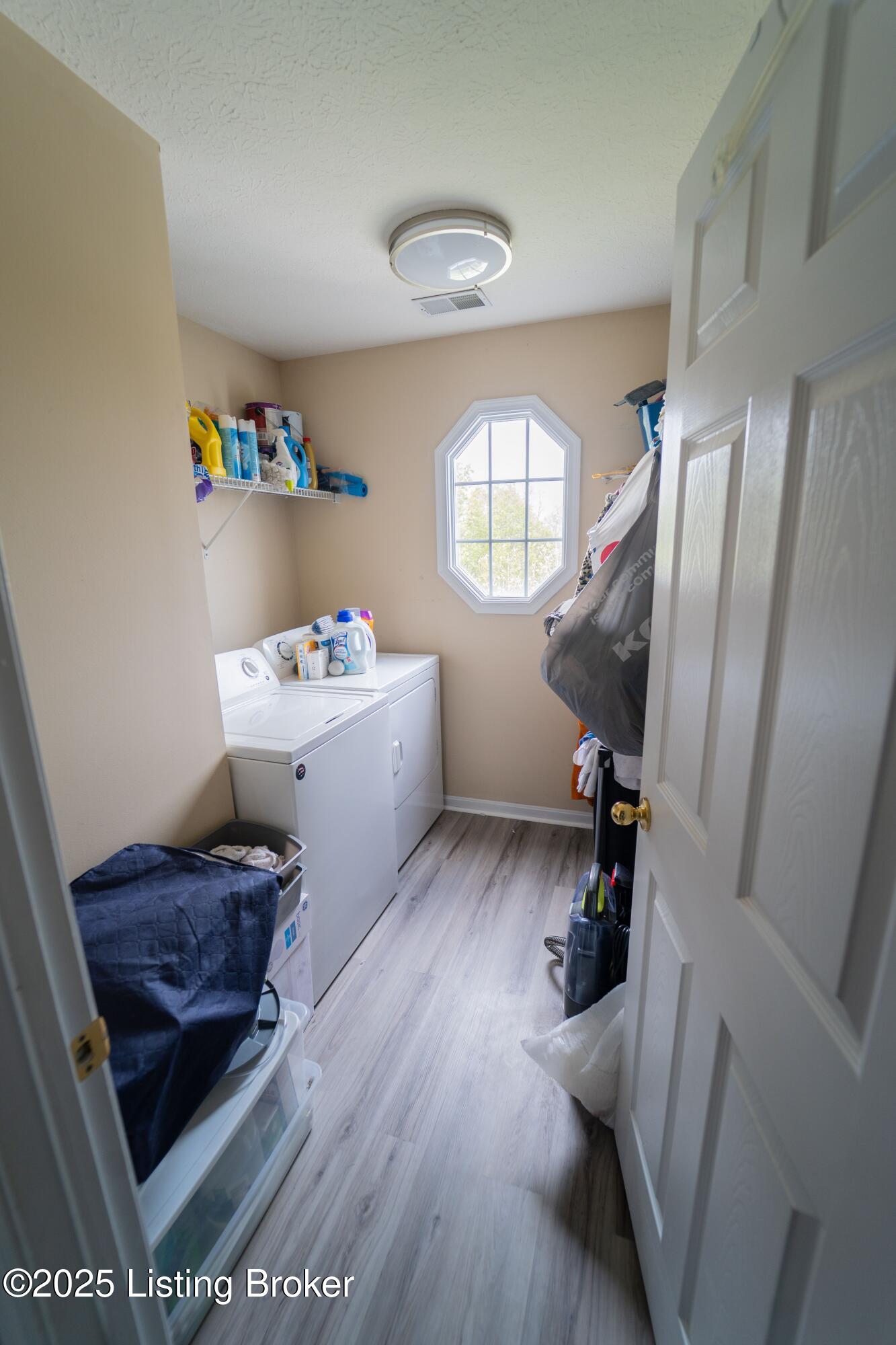 524 Chieftain Dr, Fairdale, Pennsylvania image 23