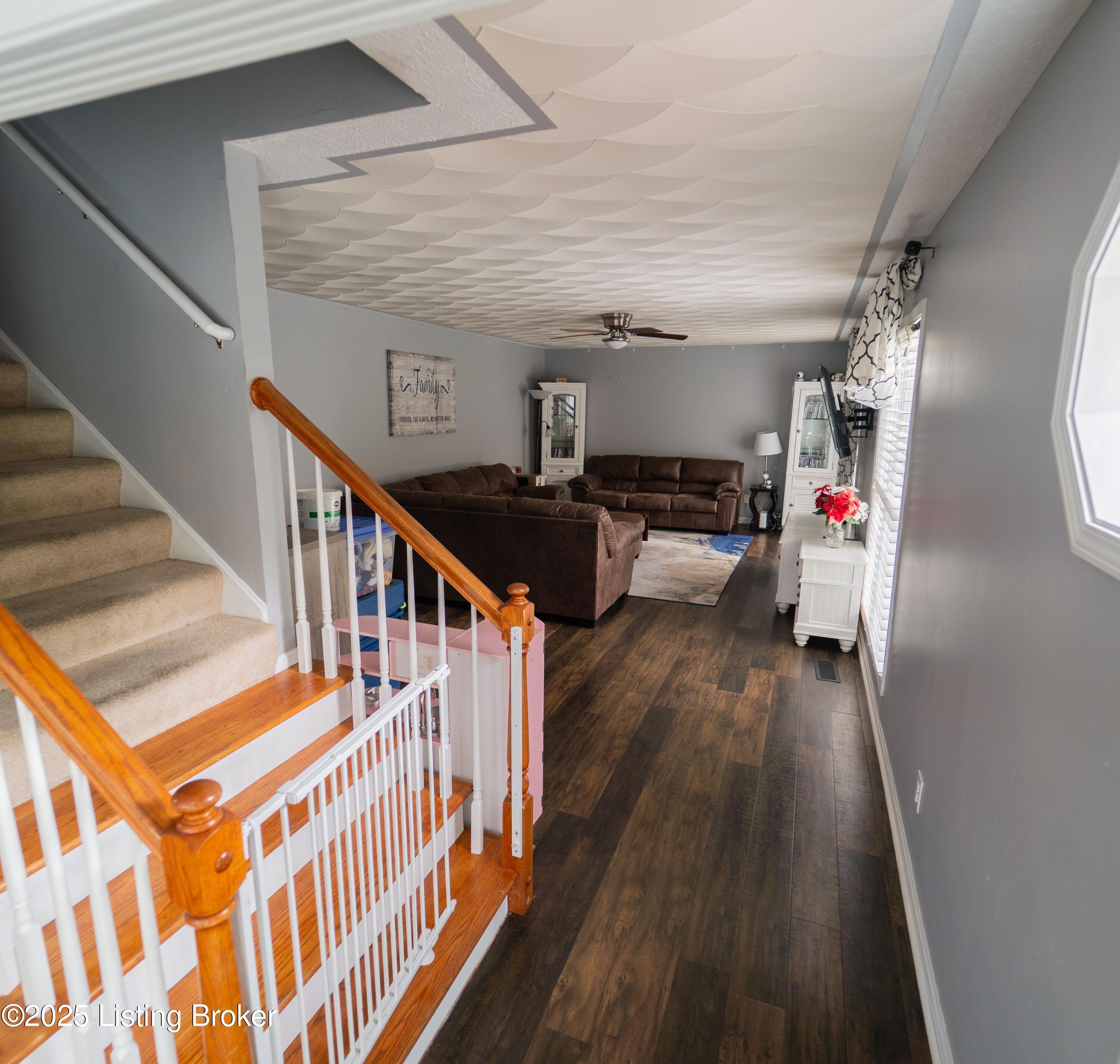 524 Chieftain Dr, Fairdale, Pennsylvania image 16