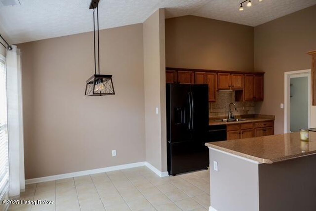 Photo of 9717 Long Rifle Ln, Louisville, KY 40291 (MLS # 1704976)