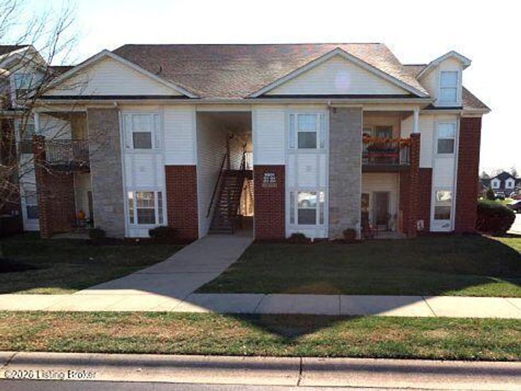 Photo of 9903 Whitney Springs Way #201, Louisville, KY 40291 (MLS # 1715768)