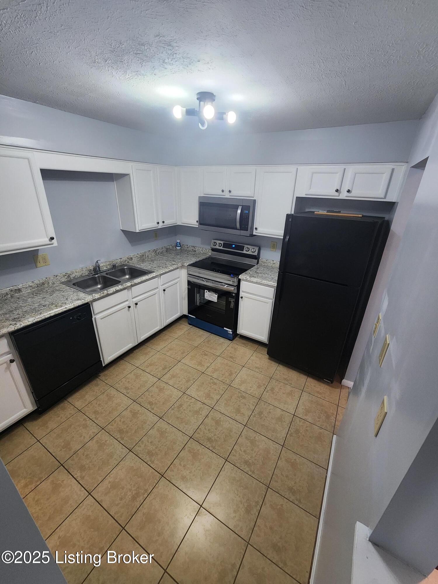 408 La Fontenay Ct #408, Louisville, Kentucky image 11