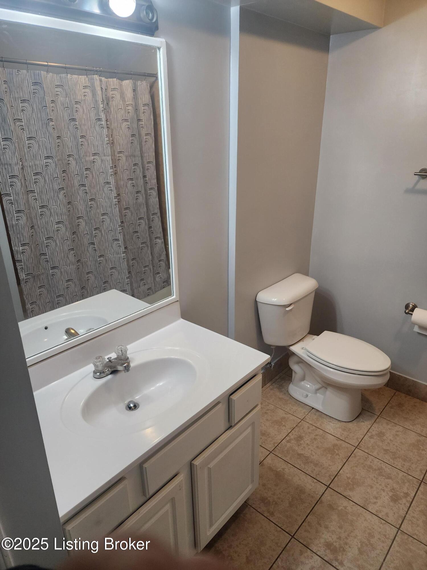 408 La Fontenay Ct #408, Louisville, Kentucky image 24
