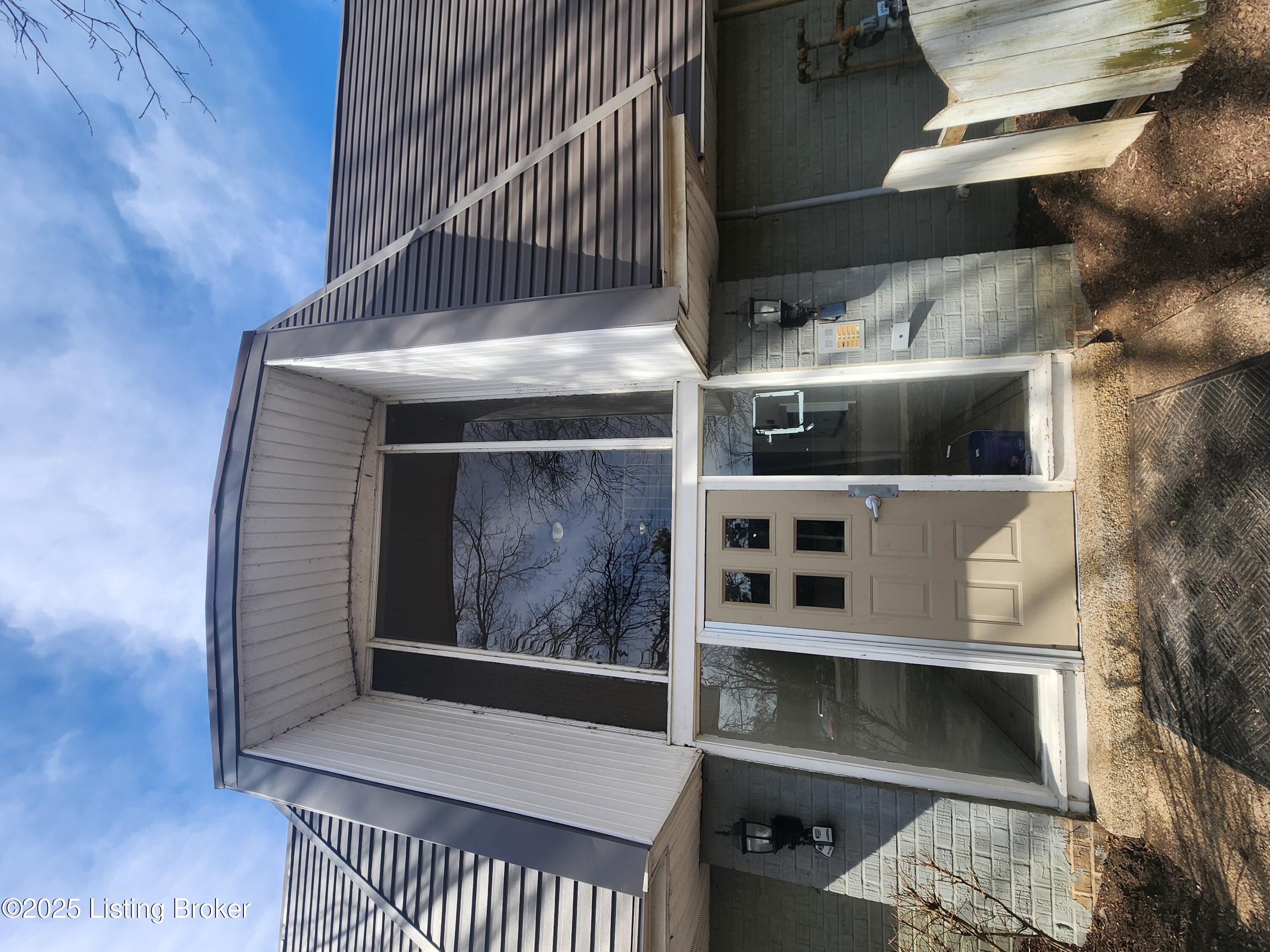 408 La Fontenay Ct #408, Louisville, Kentucky image 1