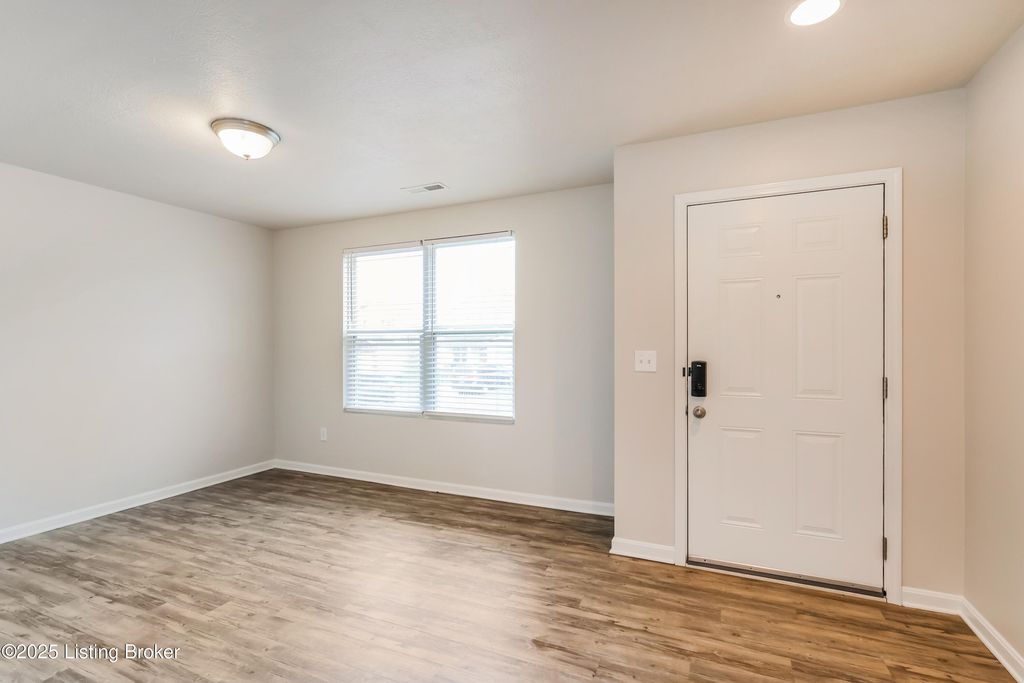 Photo of 4061 Firestone Way, Shelbyville, KY 40065 (MLS # 1708004)