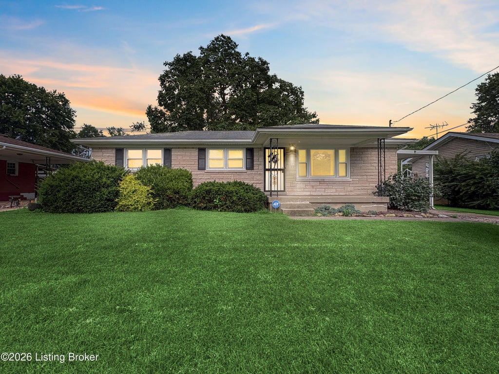Photo of 4113 Burrell Dr, Louisville, KY 40216 (MLS # 1722640)