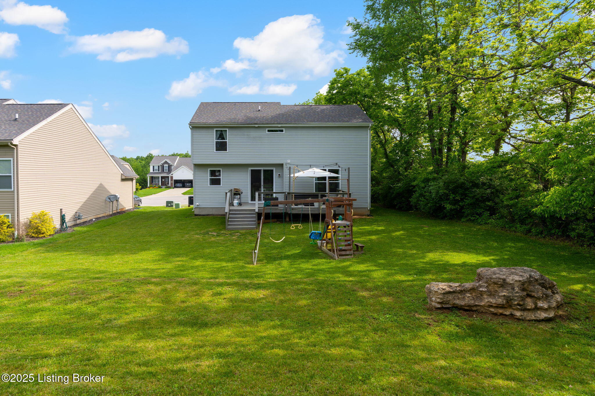 2000 Meadows Edge Ln, Louisville, Pennsylvania image 40