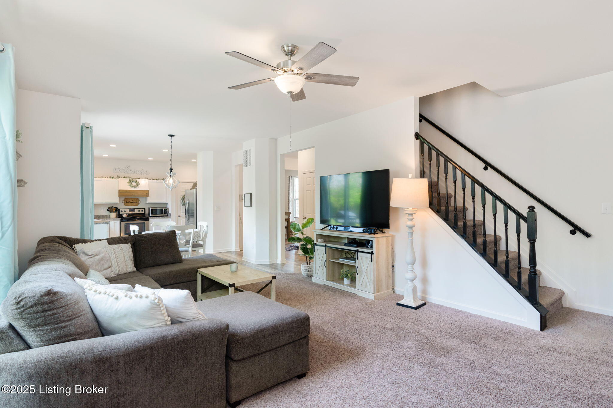 2000 Meadows Edge Ln, Louisville, Pennsylvania image 6
