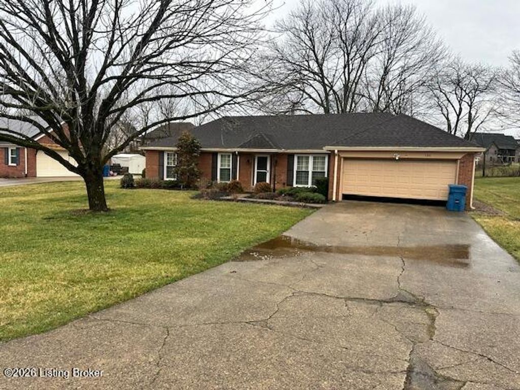 Photo of 120 Valley Dr, Shelbyville, KY 40065 (MLS # 1710759)