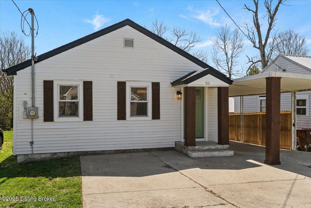 Photo of 511 Sulphur Ave, Eminence, KY 40019 (MLS # 1713083)