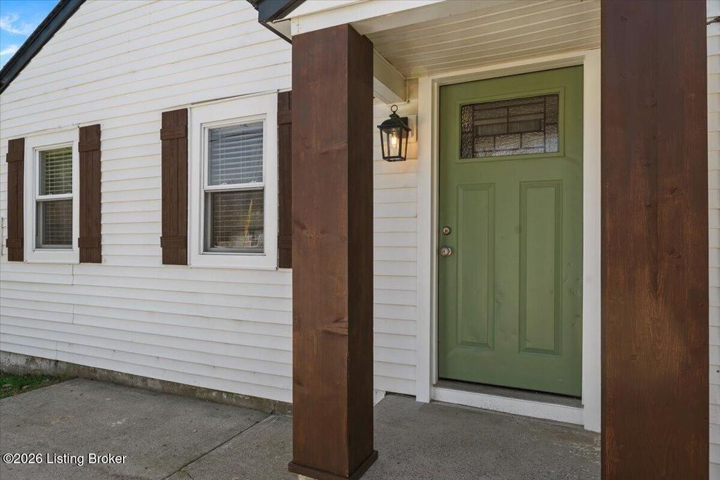 Photo of 511 Sulphur Ave, Eminence, KY 40019 (MLS # 1713083)