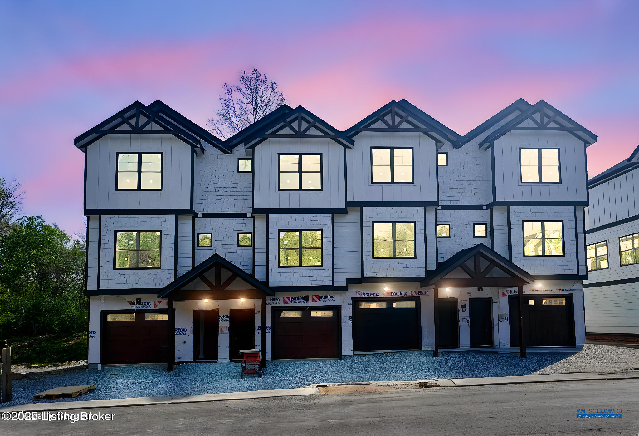 7405 Park Vue Dr, Crestwood, Pennsylvania image 1