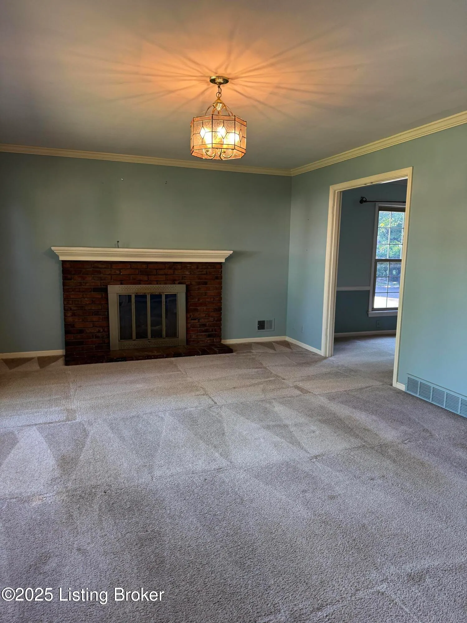 Louisville, Kentucky 40242, United States, 3 Bedrooms Bedrooms, ,3 BathroomsBathrooms,Residential,Active,229816