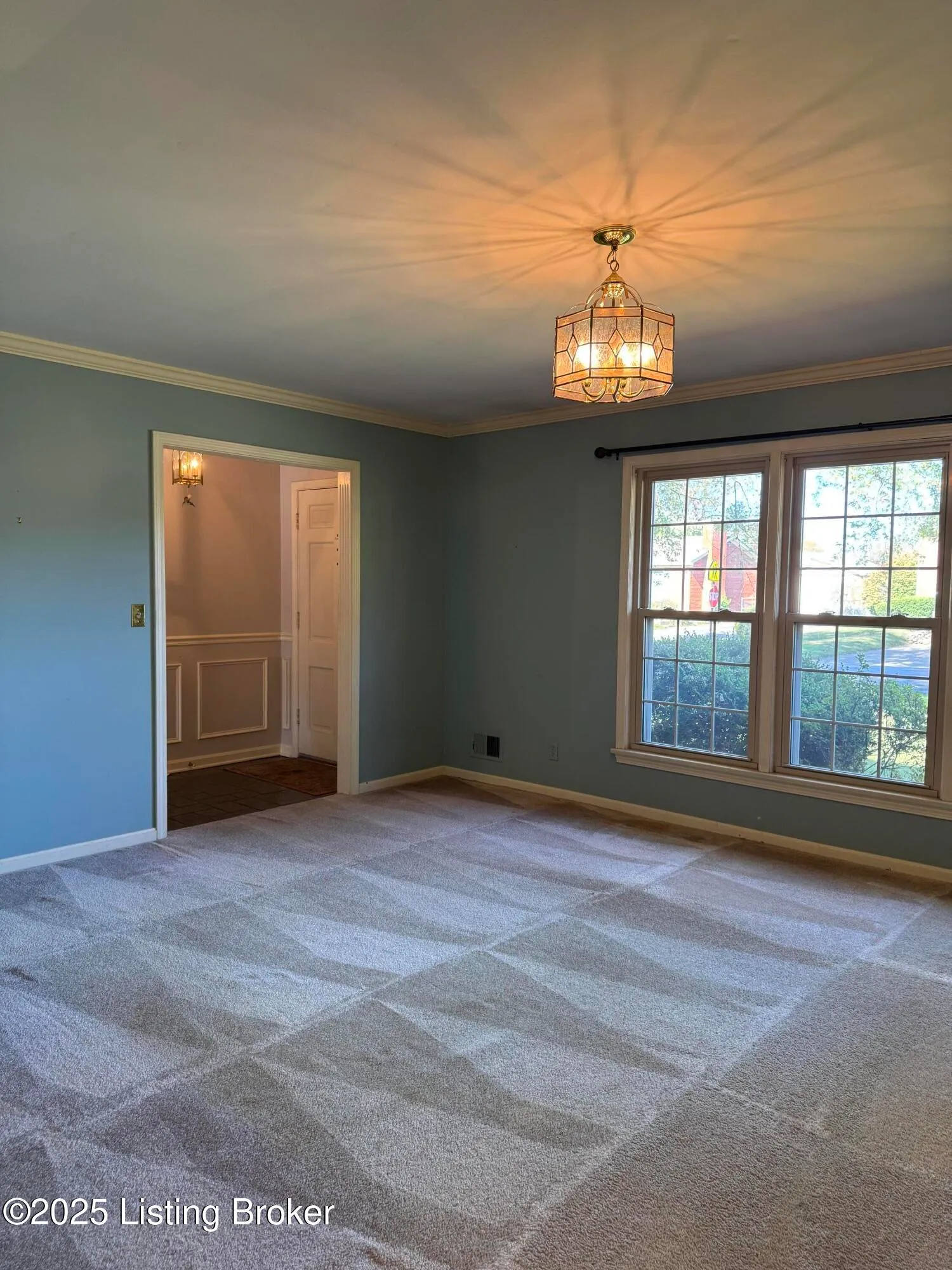 Louisville, Kentucky 40242, United States, 3 Bedrooms Bedrooms, ,3 BathroomsBathrooms,Residential,Active,229816