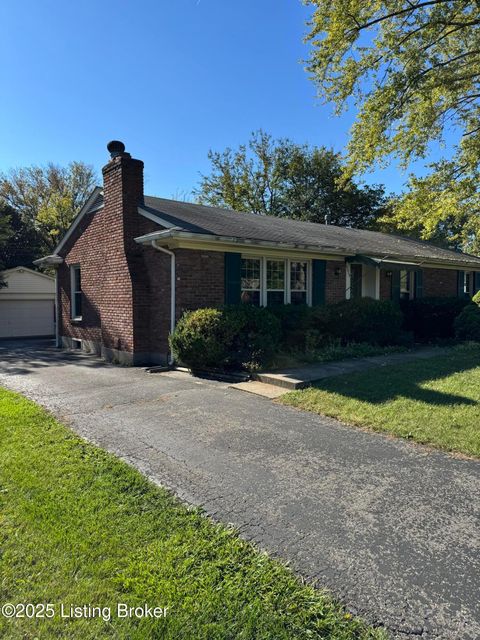 Photo of 9816 Tiverton Way, Louisville, KY 40242 (MLS # 1701103) Photo of 9816 Tiverton Way, Louisville, KY 40242 (MLS # 1701103)