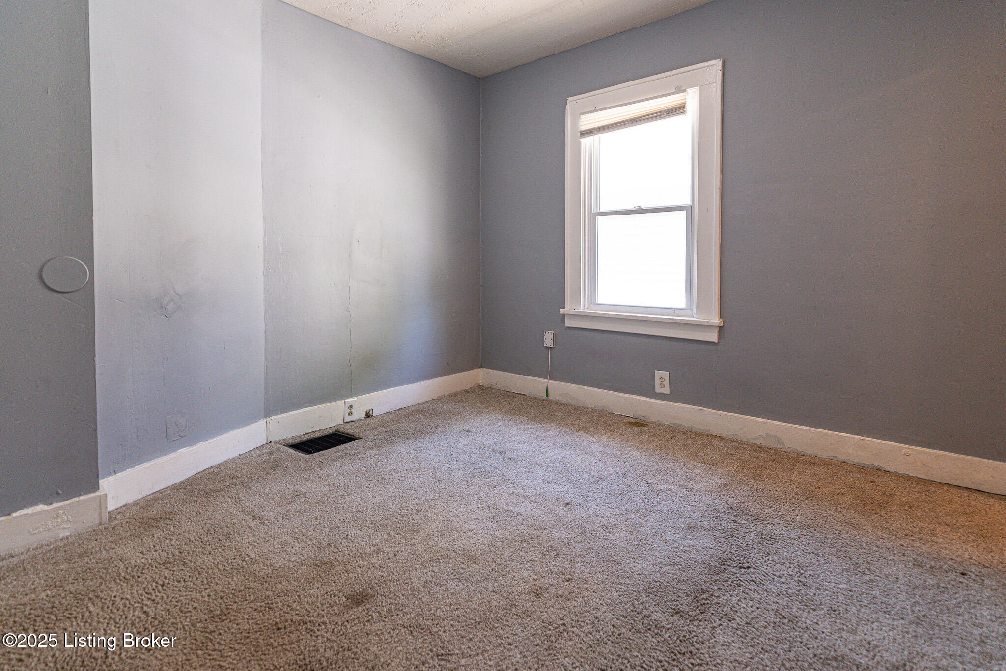 3387 Lester Ave, Louisville, Pennsylvania image 9
