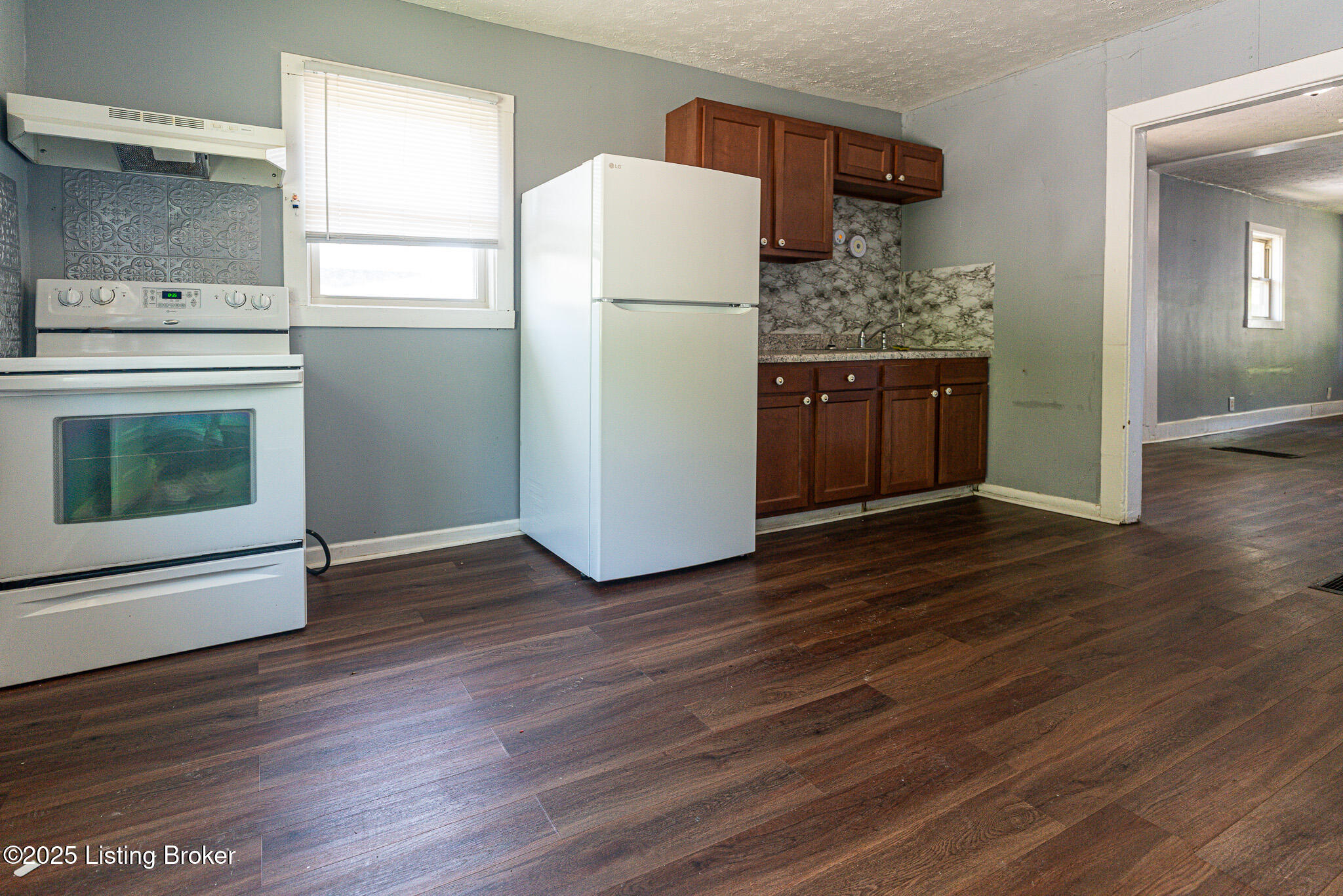 3387 Lester Ave, Louisville, Pennsylvania image 12