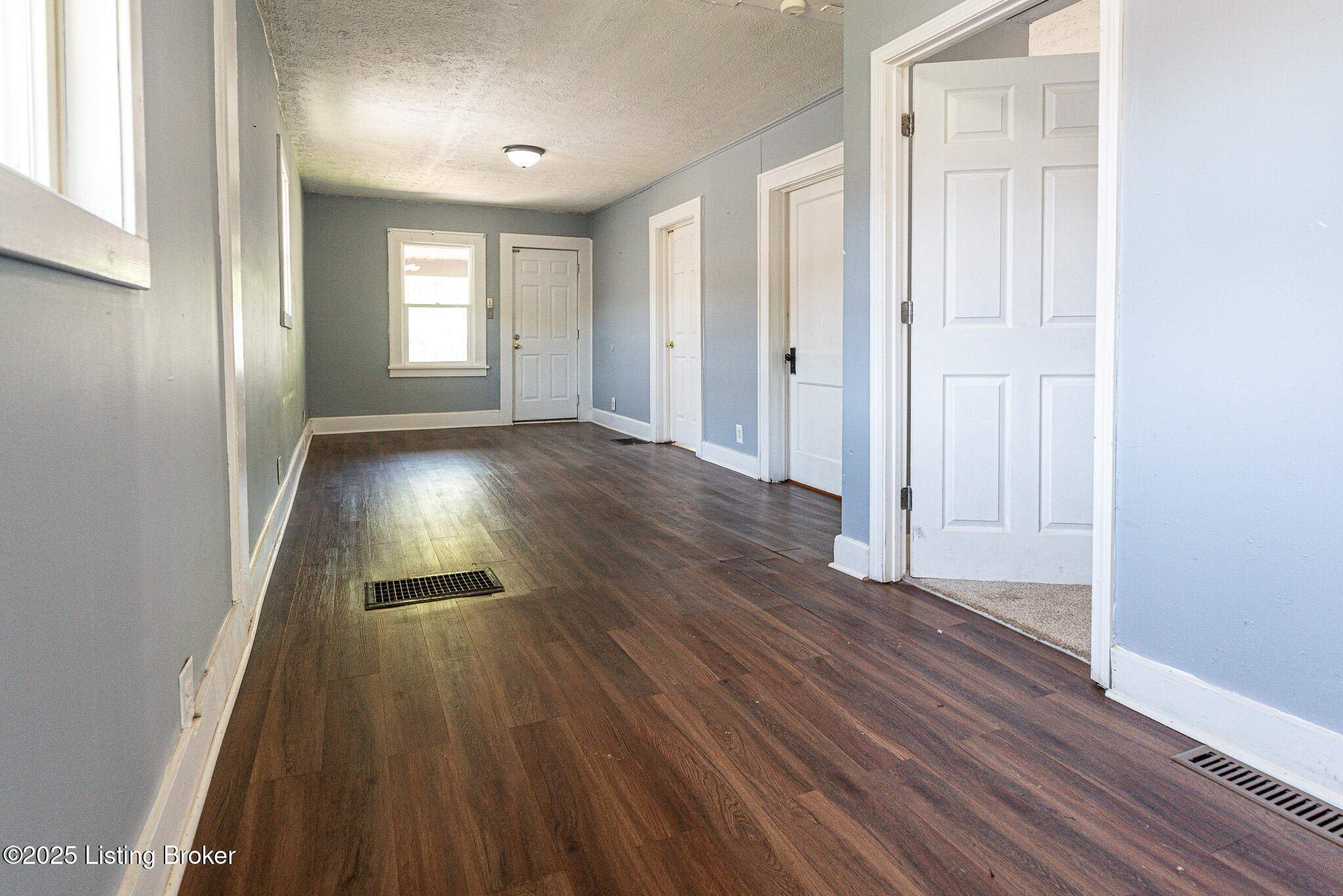 3387 Lester Ave, Louisville, Pennsylvania image 4