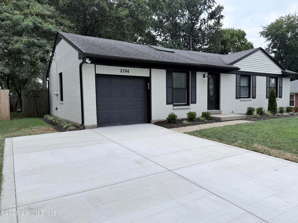 Photo of 2104 Ben Ali Rd, Louisville, KY 40223 (MLS # 1726228)