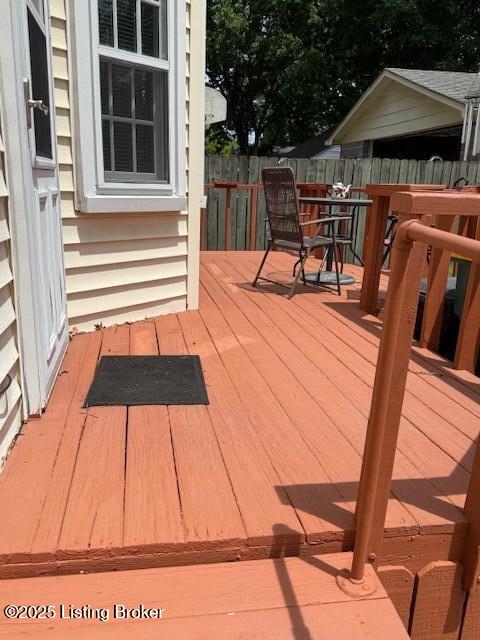 806 Perennial Dr, Louisville, Pennsylvania image 5