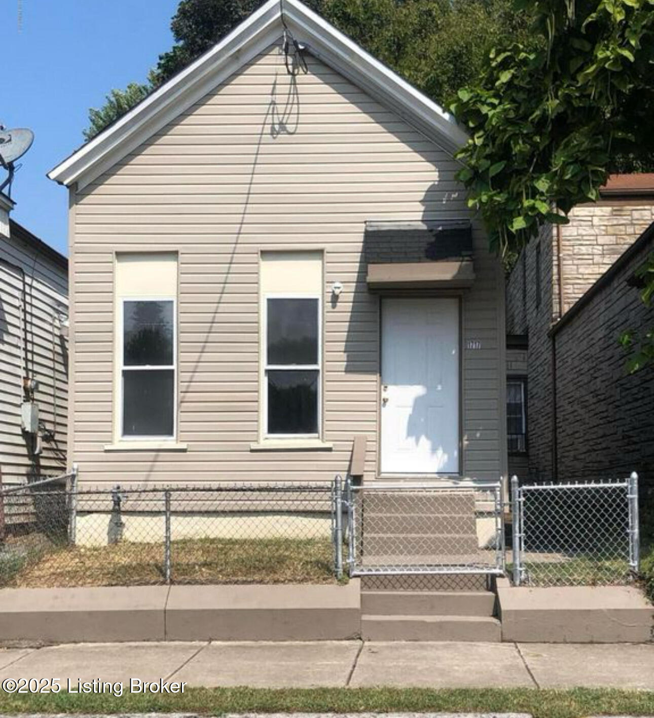 1717 Hale Ave, Louisville, Pennsylvania image 1