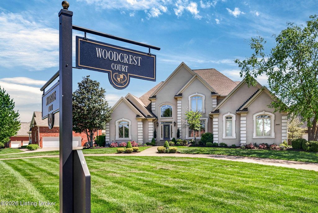 Photo of 2801 Woodcrest Ct, Prospect, KY 40059 (MLS # 1711354)