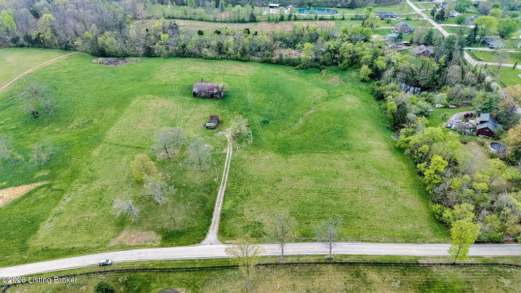 Photo of 8100 Old Heady Rd, Louisville, KY 40299 (MLS # 1714139)
