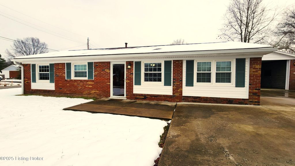 Photo of 7501 Rutledge Rd, Louisville, KY 40258 (MLS # 1705381)