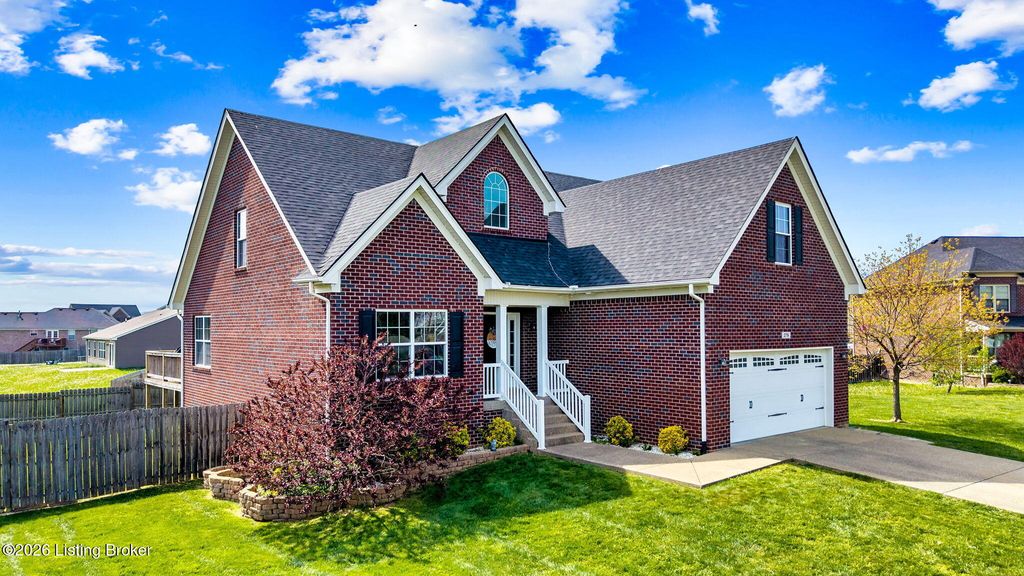 Photo of 279 Mallard Crossing Dr, Shepherdsville, KY 40165 (MLS # 1713956)