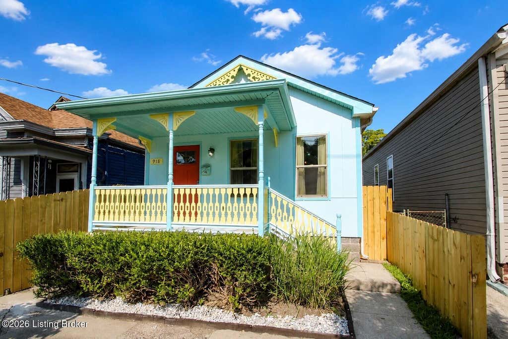 Photo of 918 S Hancock St, Louisville, KY 40203 (MLS # 1722410)