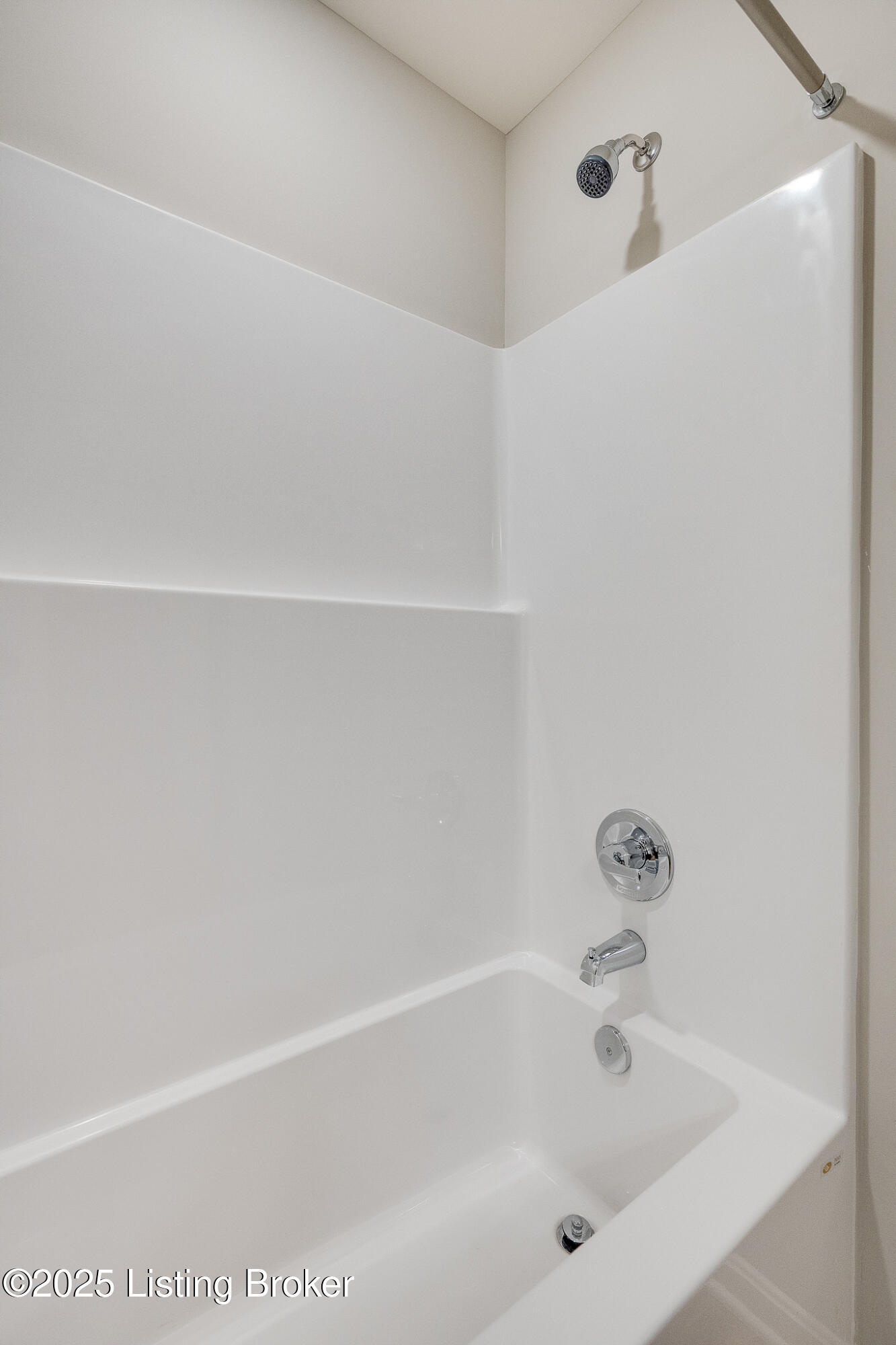 11710 Parkview Point Pt, Louisville, Kentucky image 30