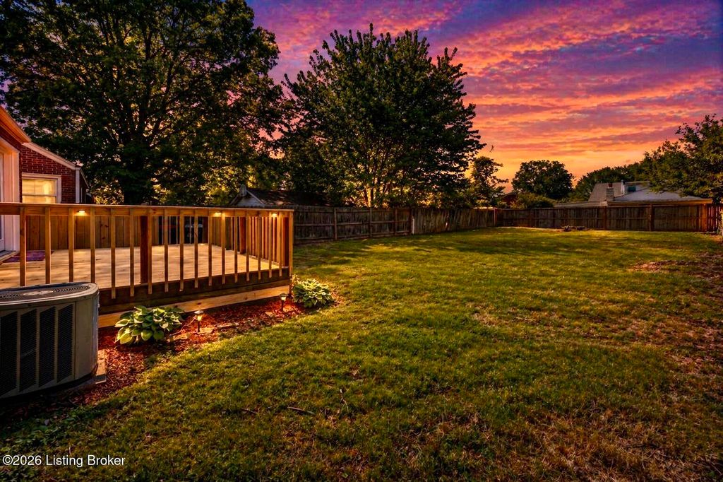 Photo of 925 Stone St, Louisville, KY 40217 (MLS # 1715688)