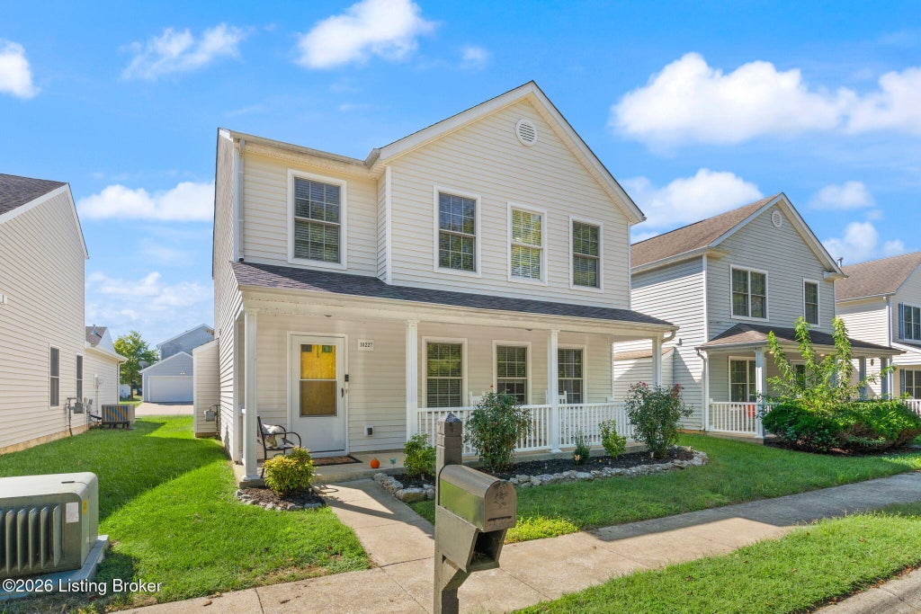 Photo of 10227 Riverstone Cir, Louisville, KY 40229 (MLS # 1730306)