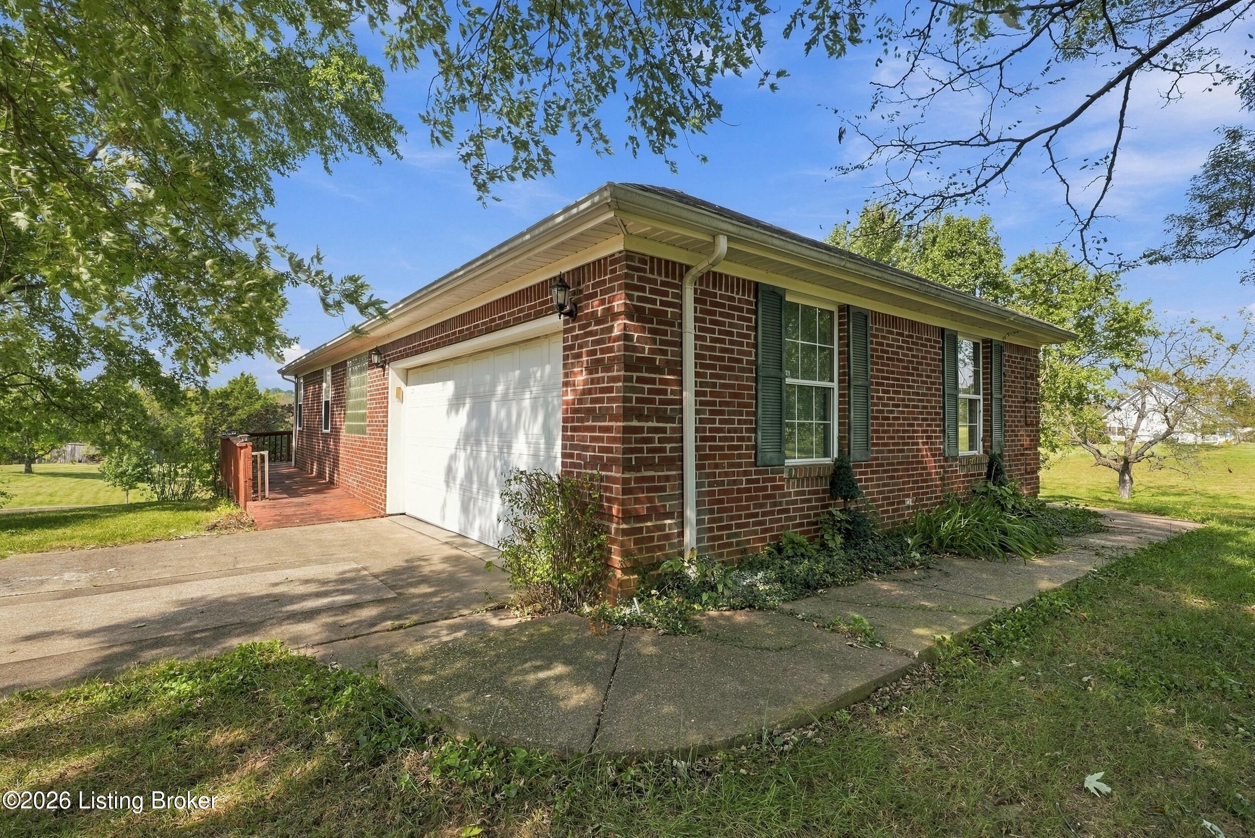 165 Day Rd