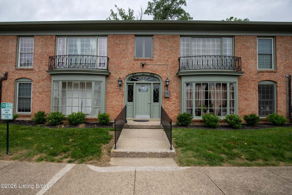 Photo of 406 Highwood Dr, Louisville, KY 40206 (MLS # 1719450)