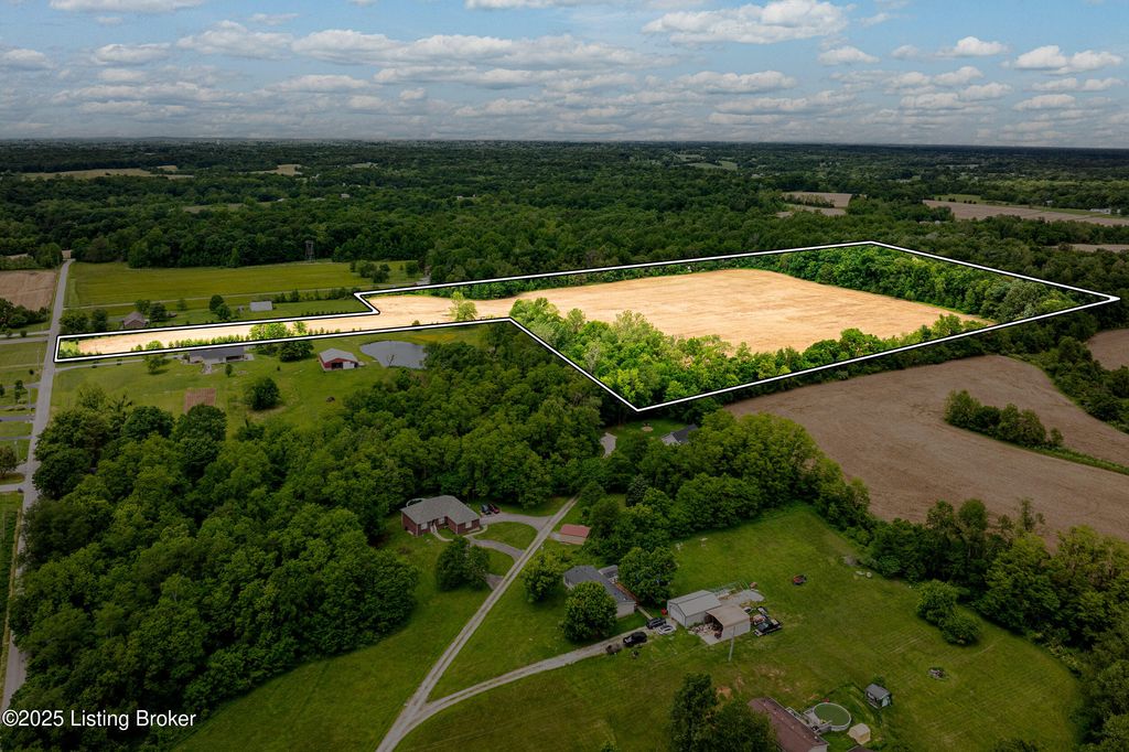 Photo of 9706 Marion Martin Rd, Charlestown, IN 47111 (MLS # 1708332)