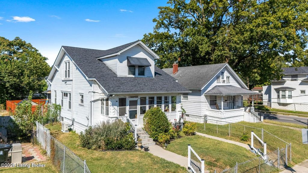 Photo of 2205 Osage Ave, Louisville, KY 40210 (MLS # 1710722)