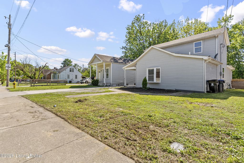 Photo of 5012 Southside Dr, Louisville, KY 40214 (MLS # 1716100)