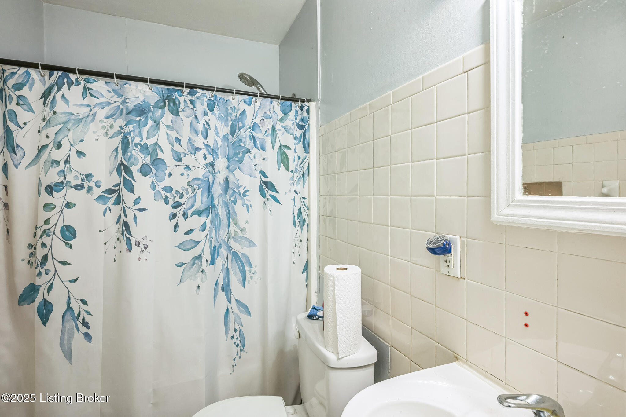 2908 Faywood Way, Louisville, Kentucky image 11