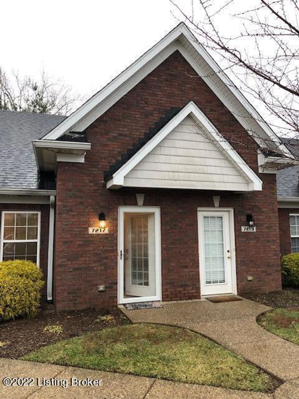 Photo of 7217 Michael Benjamin Cir, Crestwood, KY 40014 (MLS # 1722113)