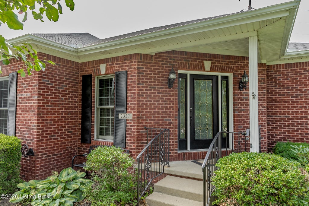 Photo of 2357 Sunset Ct, Madison, IN 47250 (MLS # 1722550)
