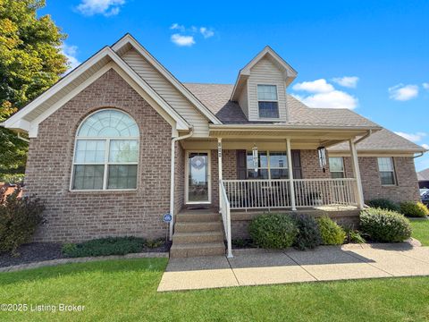 Photo of 150 Crimson Creek Dr, Mt Washington, KY 40047 (MLS # 1699944)