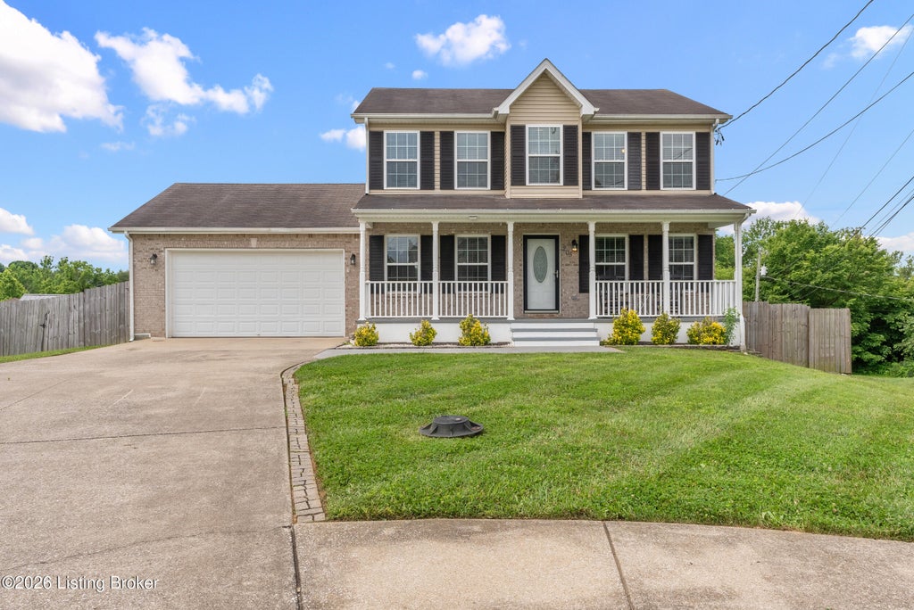 Photo of 205 Creekvale Ct, Vine Grove, KY 40175 (MLS # 1719238)