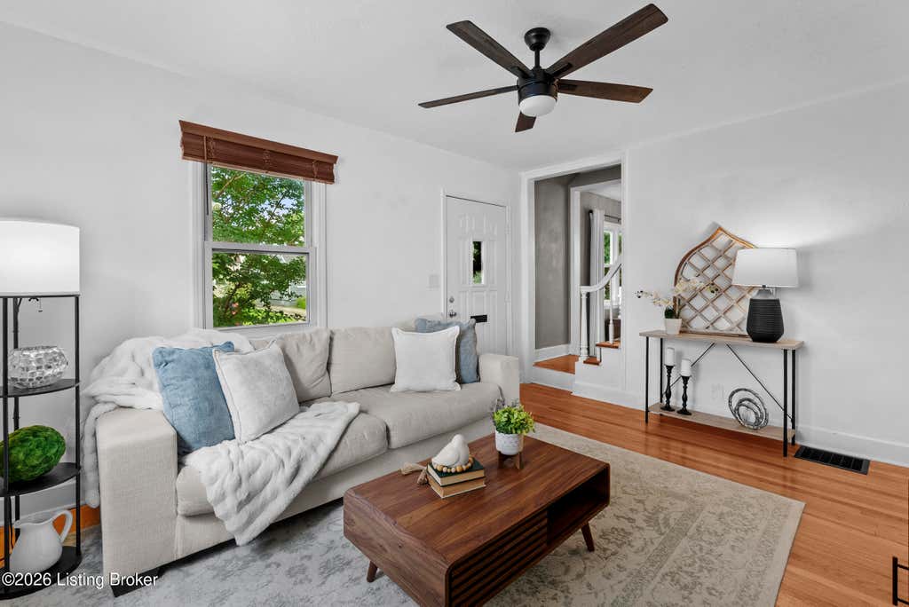 Photo of 2707 Colin Ave, Louisville, KY 40217 (MLS # 1723533)