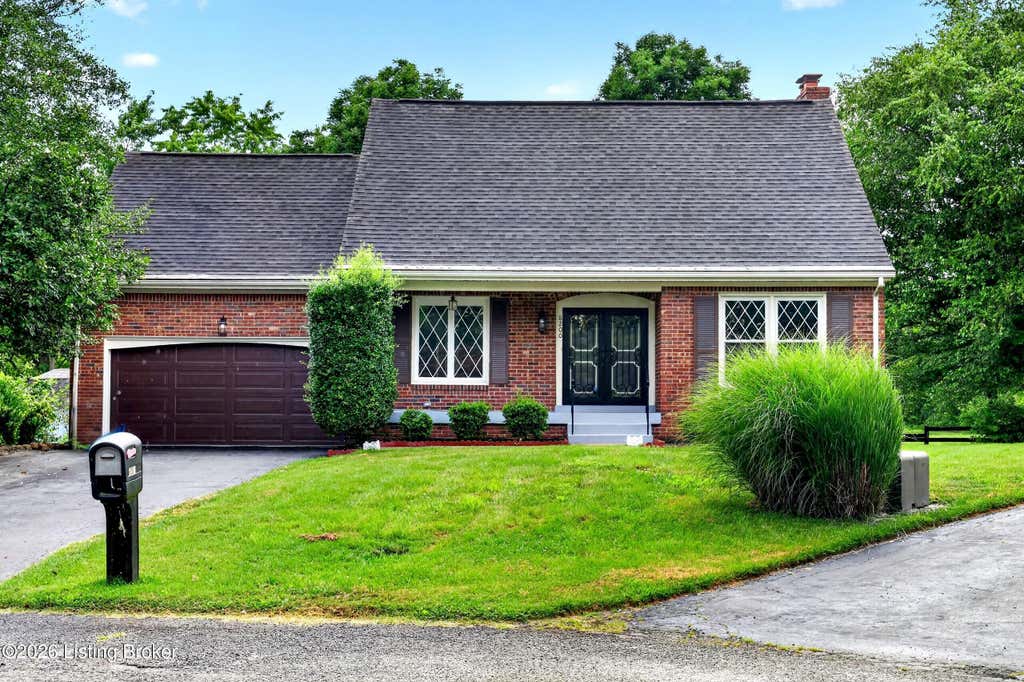 Photo of 8200 Farmwood Way, Louisville, KY 40291 (MLS # 1723658)