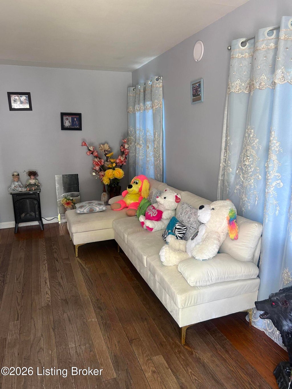 Photo of 4732 S Rutland Ave, Louisville, KY 40215 (MLS # 1730915)