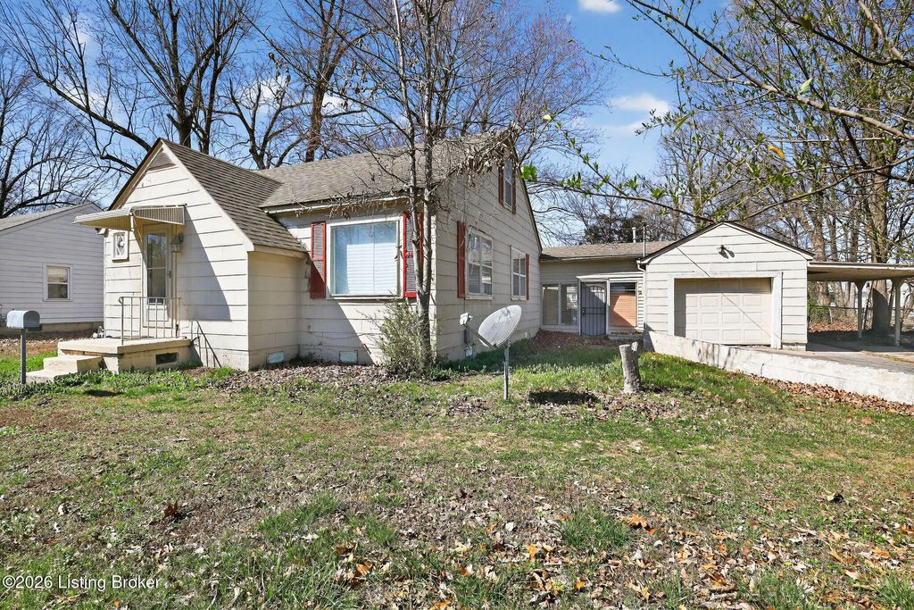 Photo of 2527 Ohio St, Paducah, KY 42003 (MLS # 1712056)
