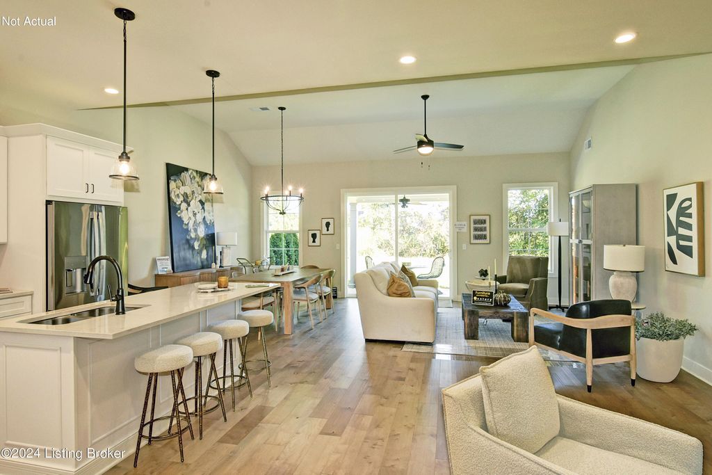 Photo of 12508 Button Willow Ln, Louisville, KY 40299 (MLS # 1701969)